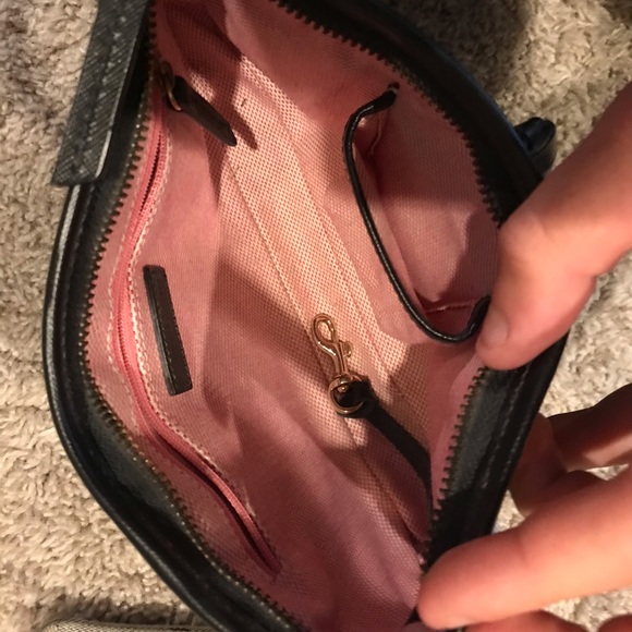 DOONEY AND BOURKE PURSE WITH WALLET HEART DESIGN - Picture 3 of 5